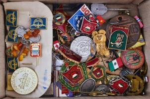 76db-os vegyes magyar és külföldi jelvény tétel a szocialista időszakból T:vegyes 76pcs of diff. Hungarian and foreign socialist badges C:mixed