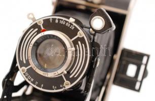 cca 1930 Balda Juwella kihajtható fényképezőgép saját tokjában, jó állapotban