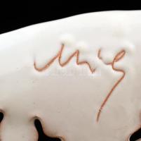 Áttört dísztányér, jelzett, mázas, kézzel festett, hibátlan, d:25cm