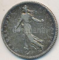 Franciaország 1901. 1Fr Ag T:2-,3 patina
France 1901. 1 Franc Ag C:VF,F patina