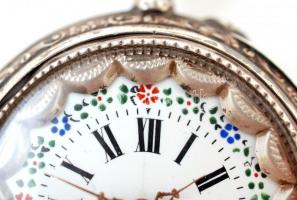 Ezüst (Ag.) tokos zsebóra, másodperc mutatós, jelzés nélkül, festett porcelán számlap, möködik