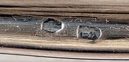 Ezüst (Ag) cigarettás doboz fa betéttel, jelzett, br: 834 g /
silver cigarette box, br: 834 g