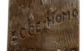 Ón kereszt, benne Krisztus képmásával, "Ecce homo" felirattal, jelzett, kis sérüléssel, 21...