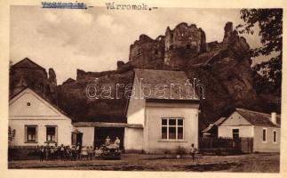 Fülek, Utcakép, vár / street view, castle, automobile