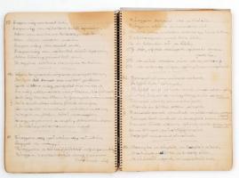 1943 Közel 250 összegyűjtött dalszöveg, kézzel írt