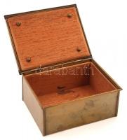 Réz doboz, alján javított, jelzett, 14×10 cm