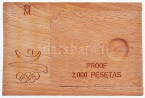 Spanyolország 1990. 2000P Ag "1992 Olimpia - Kosárlabda" eredeti fa díszdobozban, papírtok...