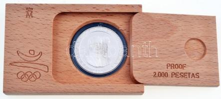 Spanyolország 1990. 2000P Ag "1992 Olimpia - Ókori hajó" eredeti fa díszdobozban, papírtok...