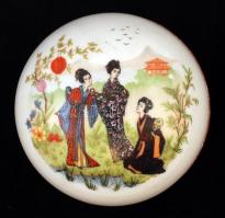 Japán motívumos Zsolnay bonbonier, kézzel festett, jelzett, kopásnyomokkal, d: 9 cm