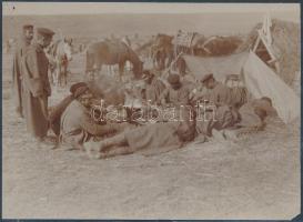 1912-1913 Bolgár katonák a balkán-háborúban, feliratozott fotó, 15x11 cm / 1912-1913 Bulgarian soldiers, 15x11 cm