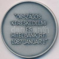 1987. "K&H Bank / Országos Kereskedelmi és Hitelbank Rt. 1987 Január 1." fém emlékérem...