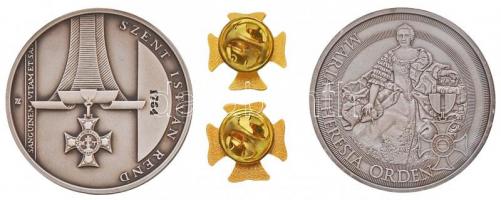 2010. "Mária Terézia Rend" Ag emlékérem (20g/0.925/40mm) + "Szent István Rend" A...