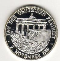 1989. "Német egység" Ag 8,5g tanúsítvánnyal T:PP