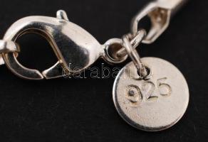 Ezüst(Ag) nyaklánc kagylóhéj medállal, jelzett, 10,1 g /
silver necklace with pendant