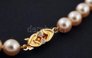 Vegyes ékszer tétel: Ezüst karlánc,jelzett, 19cm, Ag, br.:3gr, műgyöngy karkötő, kitűző kövekkel