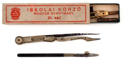 Régi körzők és íróasztali szerszámok / Vintage compasses