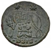 Római Birodalom / Siscia / I. Constantinus 334-335. Follis Cu (2,61g) T:2-
Roman Empire / Siscia / C...
