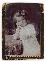 1915 Bp., A Magyar Királyi Államvasutak által állomásmálházó lánya részére kiállított személyazonossági igazolójegy hidegpecséttel