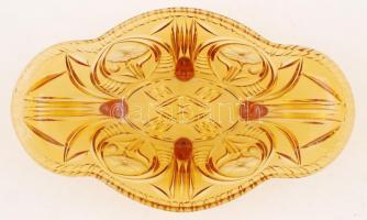 Nagyméretű virágmintás mangánsárga üveg kínáló tál, csiszolt, metszett, nagyon apró csorbákkal, 34×2...