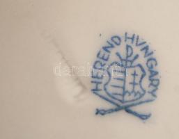 6 db virágmintás Herendi porcelán csészealj, kézzel festett, jelzett, kettőn nagyon apró kopásnyomok...