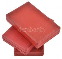 1959. "Tanácsköztársasági Emlékérem" ezüstszínű Br érem (38mm) mellszalaggal (3x) mindháro...