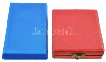 ~1970. "Munkásőr - 25 év" aranyozott, zománcozott jelvény eredeti, de sérült dísztokban + ...