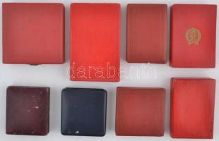 16db kitüntetésekhez és emlékérmekhez való tok több méretben