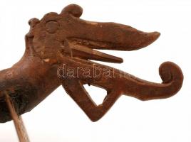 cca 1960 Borneo (Sarawak), Dajak /Dayak szertartási rizsarató kés, fa nyél, vas penge, 16cm / Dayak ...