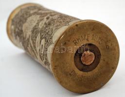 Ágyúhüvelyből készült díszített virágmintás váza, "Emlék 1941" felirattal, m: 22,5 cm