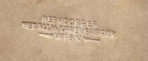 Berndorf ezüstözött gyertyatartó, alpakka, jelzett, gravírozott, apró horpadásokkal, m:23,5 cm