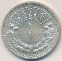 Mongólia 1925. 1T Ag "Soembo" T:2
Mongolia 1925. 1 Tugrik Ag "Soembo arms" C:XF
...