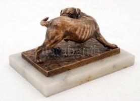 Bezerédy Gyula (1858-1925): Váratlan látogató. Bronz (későbbi utánöntés), jelzett, alabástrom talapz...