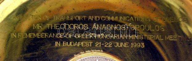 1993 Bronz tál, közepén ezüst betéttel, felirattal, saját dobozában, d: 14 cm Theodoros Anagnostopou...