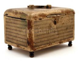 Díszes, alpakka doboz, zárható, kulcs nélkül, 14x10x11cm