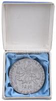 1999. "Szent László" bisquit porcelán jubileumi emlékérem dísztokban (40,5mm) T:1-