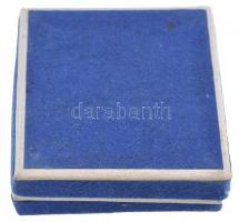 1999. "Szent László" bisquit porcelán jubileumi emlékérem dísztokban (40,5mm) T:1-