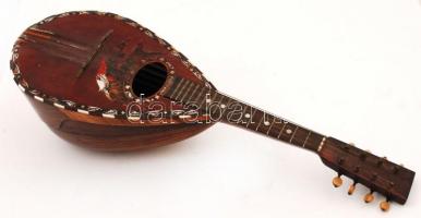 Gazdagon díszített olasz mandolin, gyöngyház berakásokkal, h: 59 cm / Italian mandolin with nacre inlays, length: 59 cm