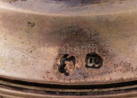 Ezüst (Ag.) talpas csiszolt, metszett ólomkristály váza, jelzett, mesterjeggyel, apró csorbákkal, m:...