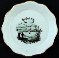 3 db porcelán tálka: virágmintás Zsolnay tálka, kézzel festett, jelzett, hibátlan, 11×7 cm + Balaton...