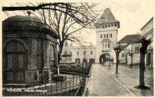 28 db RÉGI magyar városképes lap; vegyes minőség / 28 old Hungarian town-view postcards; mixed quali...