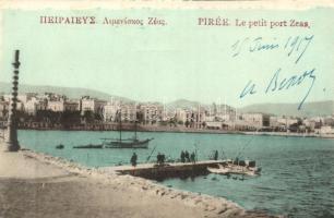 Piraeus, Piree; Le petit port Zeas / port (cut)