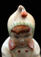 Zsolnay labdázó gyermek, kézzel festett, hibátlan, jelzett(Sinkó), 14x11 cm /
Handpainted Zsolnay ch...