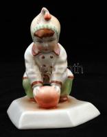 Zsolnay labdázó gyermek, kézzel festett, hibátlan, jelzett(Sinkó), 14x11 cm /
Handpainted Zsolnay ch...