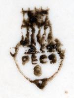 Zsolnay labdázó gyermek, kézzel festett, hibátlan, jelzett(Sinkó), 14x11 cm /
Handpainted Zsolnay ch...