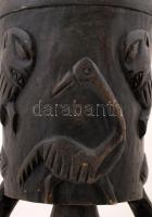Fából faragott, állatmotívumokkal gazdagon díszített afrikai törzsi dob, m: 73 cm /

African tribal ...