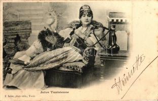 Juive Tunisienne / jewish woman, water pipe, Tunisia; Judaica