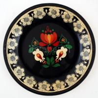 4 db dekoratív, népi motívumos Gránit falitányér, kézzel festett, jelzett, az egyik kopásnyomokkal, ...