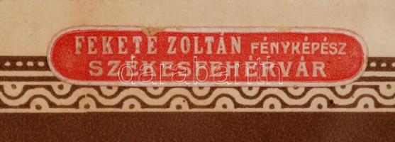 cca 1910-1918 Katonai csoportkép, Fekete Zoltán fényképész (Székesfehérvár) fotója, üvegezett fa ker...