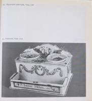 Kiss János: Barokk fajanszművészet Magyarországon. Holics és Tata. Budapest, 1966, Corvina. Kiadói e...