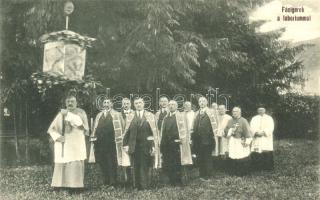 Csíksomlyó, Fácigerek a laboriummal / procession (wet corner)